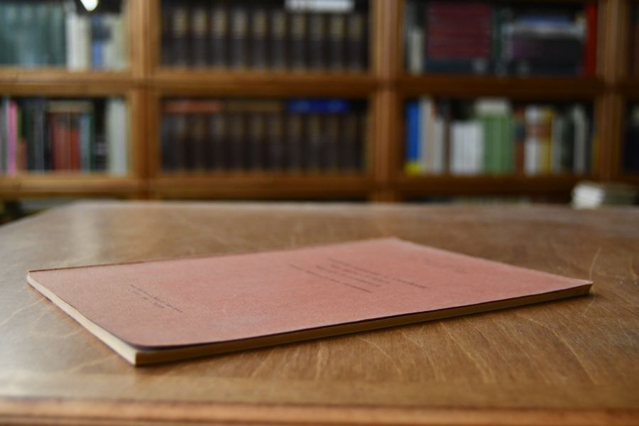 "Magistri Camerarii" e "Camerarii" nel Regno di Sicilia nell`eta di Federico II. Disciplina legislativa e prassi amministrativa.
