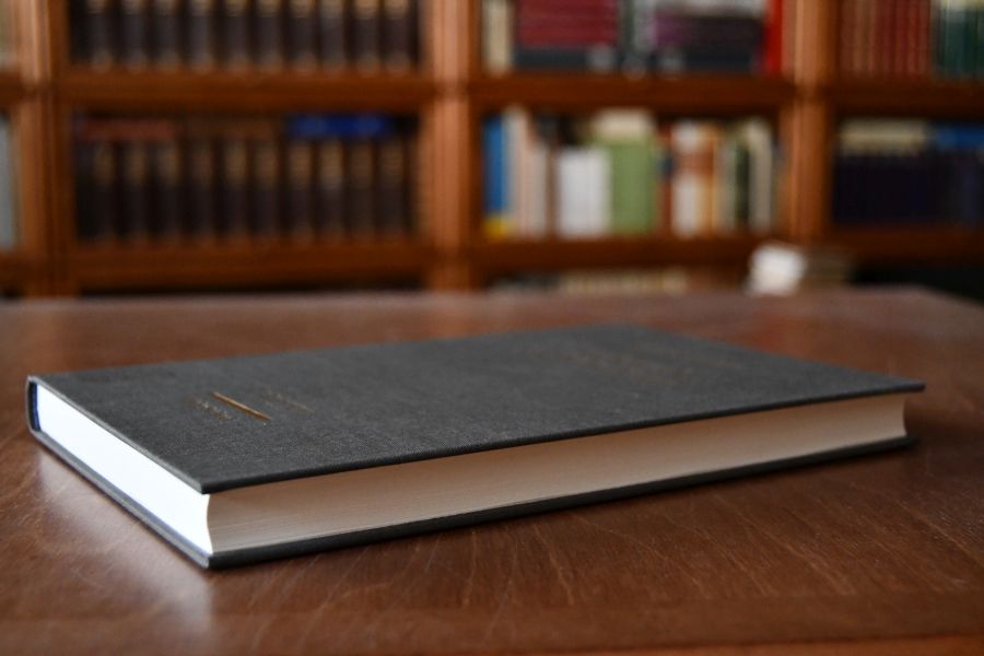 Kirchenrecht und Kulturkampf. Historische Legitimation, politische Mitwirkung und wissenschaftliche Begleitung durch die Schule Emil Ludwig Richters.