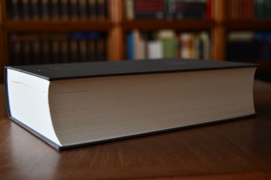 Martin Luthers Reformation und das Recht. Die Entwicklung der Theologie Luthers und ihre Auswirkung auf das Recht unter den Rahmenbedingungen der Reichsreform und der Territorialstaatsbildung im Kampf mit Rom und den "Schwärmern".
