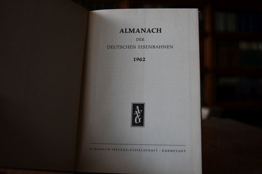 Almanach der deutschen Eisenbahnen 1962.