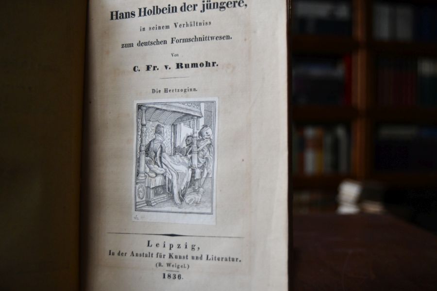 Hans Holbein der jüngere in seinem Verhältnis zum deutschen Formschnittwesen. Beiliegend C.Fr.v. Rumohr Auf Veranlassung und in Erwiederung von Einwürfen eines Sachkundigen gegen die Schrift Hans Holbein der jüngere in seinem Verhältniss zum deutschen Formschnittwesen, Leipzig, Verlag für Kunst und Literatur, 1836, 37 S.