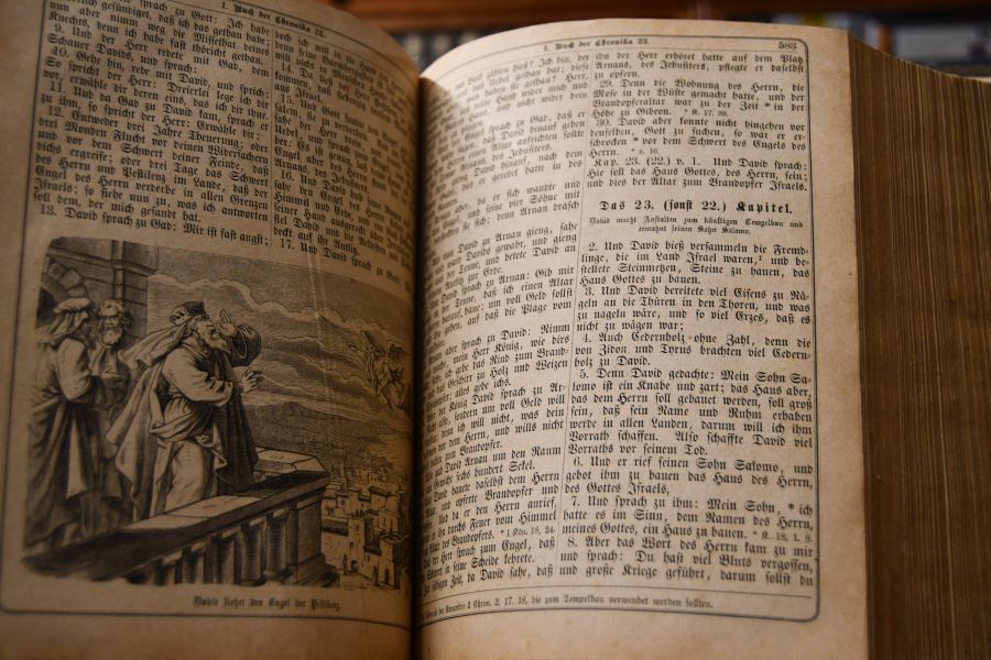 Große Haus-Bilder-Bibel. Die heilige Schrift des alten und neuen Testaments.