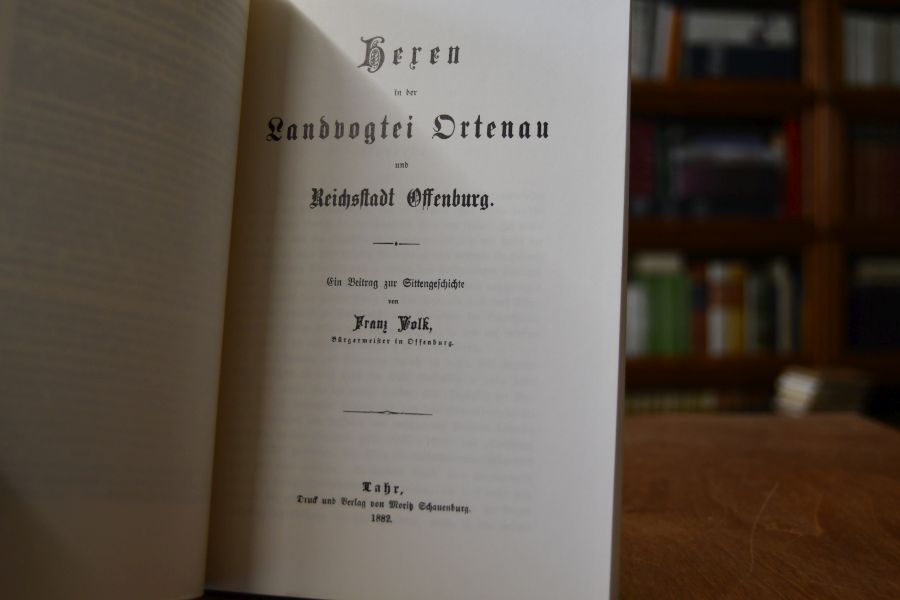 Hexen in der Landvogtei Ortenau und Reichsstadt Offenburg. Ein Beitrag zur Sittengeschichte.
