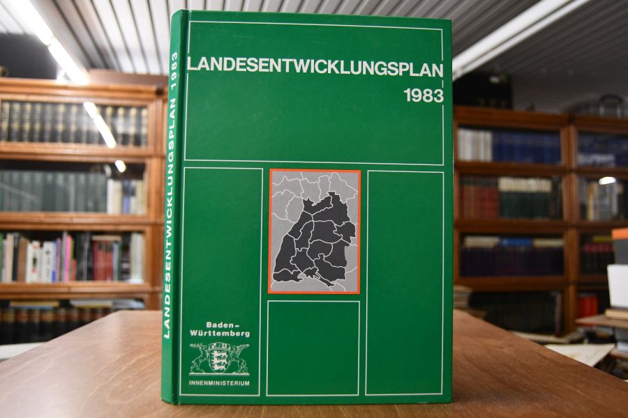 Landesentwicklungsplan Baden-Württemberg vom 12. Dezember 1983 mit Begründung und Anlagen