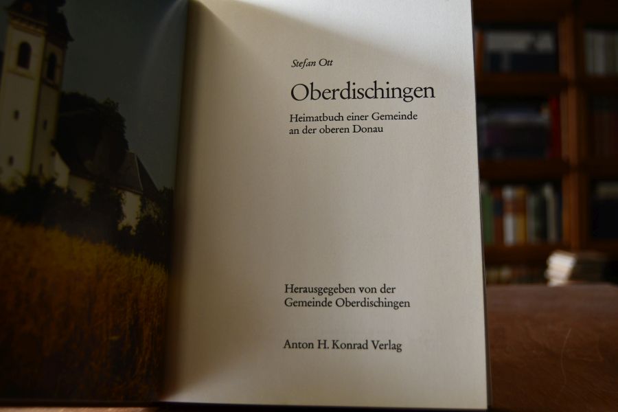 Oberdischingen. Heimatbuch einer Gemeinde an der oberen Donau.