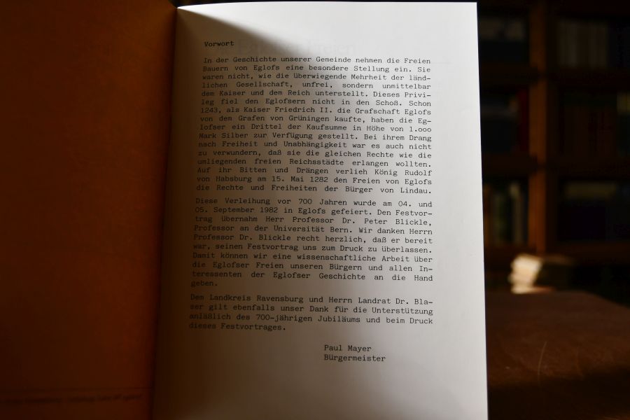 Die Eglofser Freien. Festvortrag vom 4. September 1982, anläßlich des 700-jährigen Jubiläums der Verleihung der Rechte und Freiheiten der Bürger von Lindau an die Bürger von Eglofs durch König Rudolf von Habsburg.