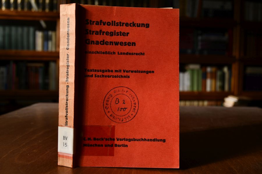 Strafvollstreckung, Strafregister, Gnadenwesen. Sammlung der Bestimmunbgen über Strafvollstreckung, Strafregister und Gnadenwesen unter Berücksichtigung der Ländergesetzgebung.