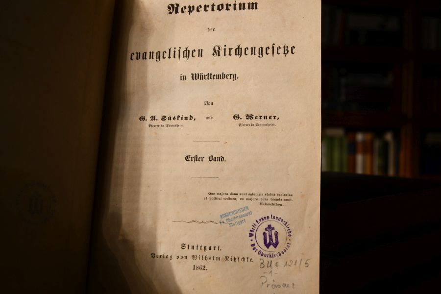 Repertorium der evangelischen Kirchengesetze in Württemberg. 3 Bde. (komplett).