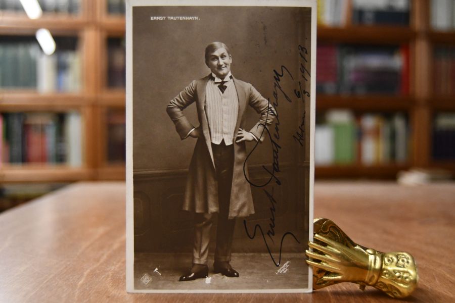 Ernst Tautenhayn (1873 - 1944) österreichischer Schauspieler und Operettensänger (Tenor) Karte mit eigenhändiger, datierter Unterschrift.