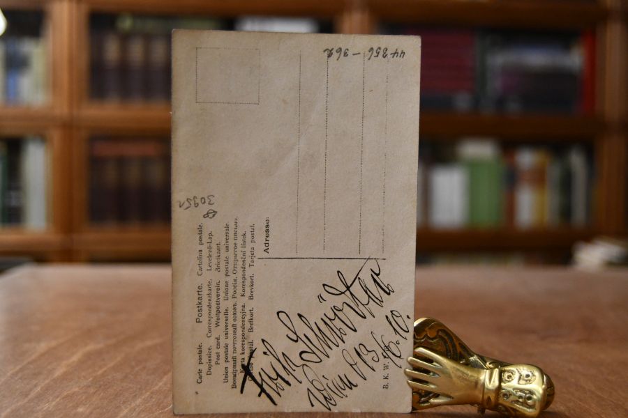 Porträtpostkarte von Fritz Schrödter (* 15. März 1855 in Leipzig; † 15. Januar 1924 in Wien) deutscher Operetten- und Opernsänger (Tenor). Mit datierter handschriftlicher Signatur auf der Rückseite.
