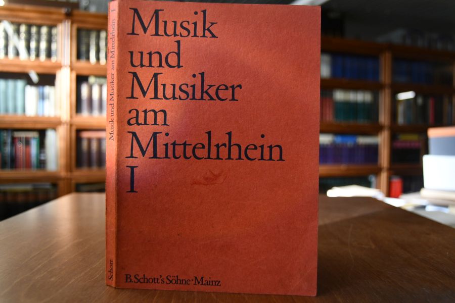 Musik und Musiker am Mittelrhein. Ein biographisches, orts- und landesgeschichtliches Nachschlagewerk Band 1.