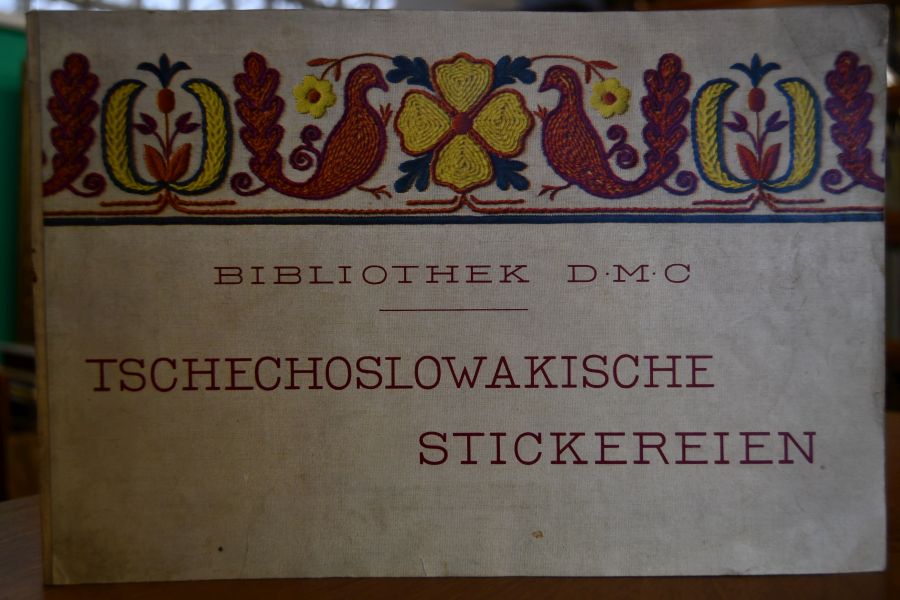 Tschechoslowakische Stickereien.