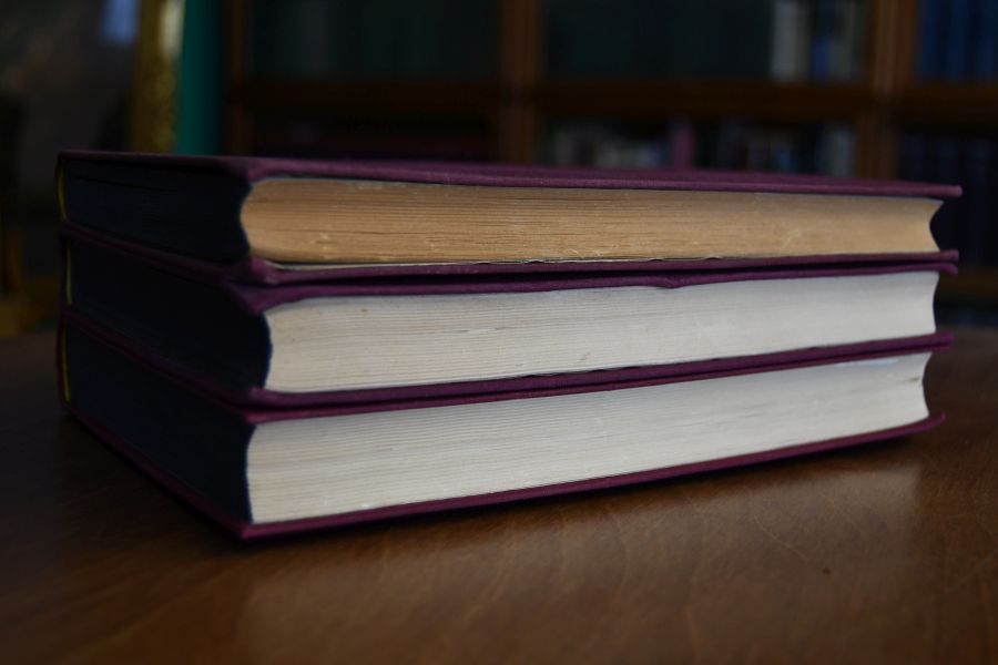 Verhandlungen des ersten Deutschen Evangelischen Kirchentages 1924, Bethel-Bielefeld 14.-17. VI. 1924; Verhandlungen des zweiten Deutschen Evangelischen Kirchentages 1927, Königsberg i.Pr. 17.-21. Juni 1927; Verhandlungen des dritten Deutschen Evangelischen Kirchentages 1930, Nürnberg 26. bis 30. Juni 1930.