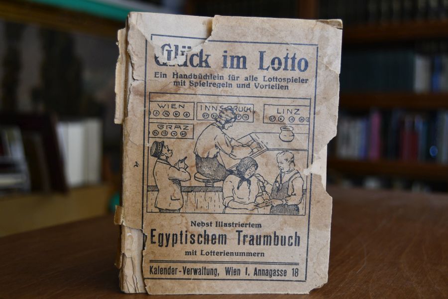 Glück im Lotto. Ein Handbüchlein für alle Lottospieler mit Spielregeln und Vorteilen. Nebst illustriertem Egyptischen Traumbuch mit Lotterienuimmern.