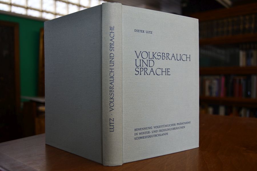 Volksbrauch und Sprache. Die Benennung von Phänomenen der Winter- und Frühlingsbräuche Südwestdeutschlands.