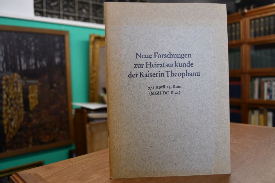 Neue Forschungen zur Heiratsurkunde der Kaiserin Theophanu 972 April 14, Rom.