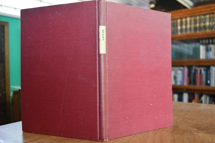 Memoires authentiques de Latude. Ecrits par lui au Donjon de Vincennes et a Charenton. Publies d`apres de manuscrit de Saint-Petersbourg. Avec unu introduction par F. Funck-Brentano.