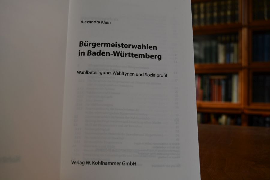 Bürgermeisterwahlen in Baden-Württemberg. Wahlbeteiligung, Wahltypen und Sozialprofil.