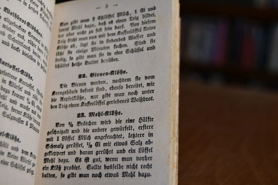 Nürnberger Puppen-Kochbuch. Herausgegeben von Tante Betty.