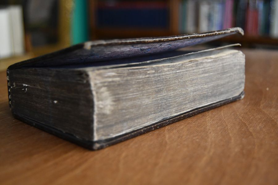 Württembergisches Gesangbuch, zum Gebrauch für Kirchen und Schulen von dem Königlichen Synodus nach dem Bedürfniß der gegenwärtigen Zeit eingerichtet.