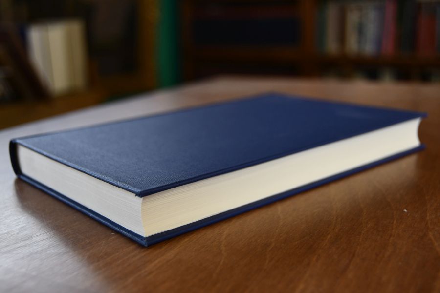 Zeitschrift für evangelisches Kirchenrecht, 45. Jahrgang, 1. Heft. IV. Internationales Symposion der VELKD in Höör/Schweden 1999 über Staat und Kirche. Referate und Tagungsbericht.
