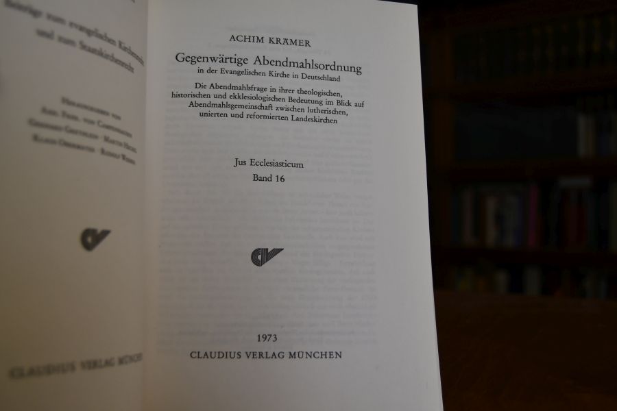 Gegenwärtige Abendmahlsordnung in der Evangelischen Kirche in Deutschland. Die Abendmahlsfrage in ihrer theologischen, historischen und ekklesiologischen Bedeutung im Blick auf Abendmahlsgemeinschaft zwischen lutherischen, unierten und reformierten Landeskirchen