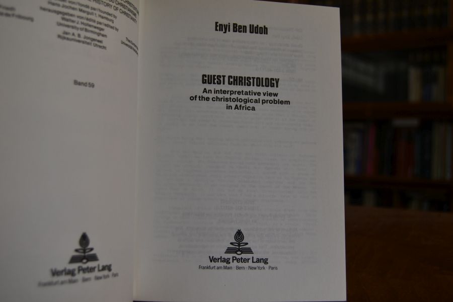 Guest christology. An interpretative view of the christolog. problem in Africa.