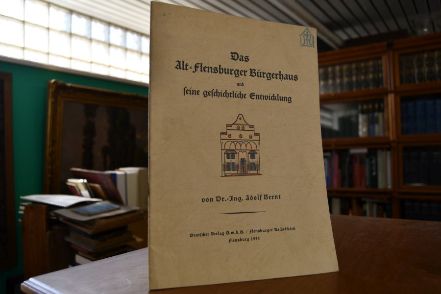 Das Alt-Flensburger Bürgerhaus und seine geschichtliche Entwicklung.