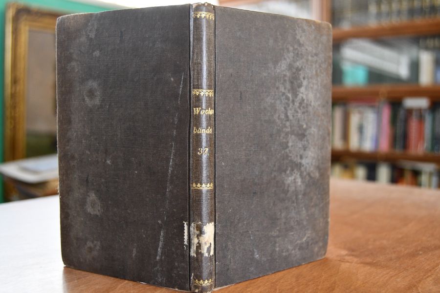 Sammelband von 4 Schriften von Theodor Roth aus den Wochenblättern für das geistige und materielle Wohl des deutschen Volkes. Enthält Die große Pest in London, Die Camisarden, Die Geschichte des Sklavenhandels, Johanna von Arc, die Jungfrau von Orleans.