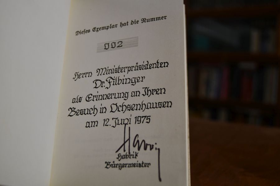 Kurze Geschichte des vormaligen Reichsstifts Ochsenhausen in Schwaben; verfaßt von einem Mitgliede desselben.