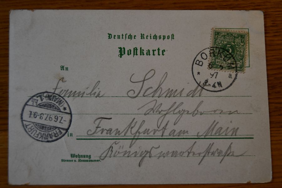 Litho. Gruss aus Borkum. Strand mit Leuchtthurm, Panorama von Borkum, Hotel Eltze, Hotel Kaiserhof, Hotel D Bakker jun., Hotel W. Bakker sen., Koehlers Dorfhotel, Jac. Bakkers Strandhotel, Bahnhofs-Hotel.