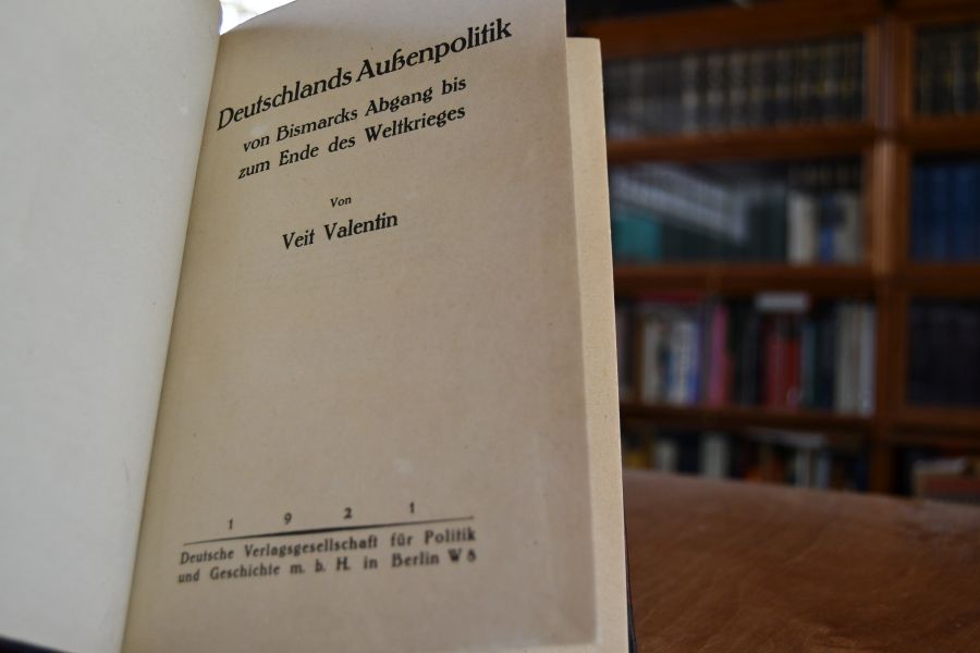 Deutschlands Außenpolitik von Bismarcks Abgang bis zum Ende des Weltkrieges.