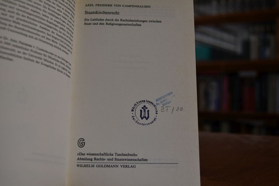 Staatskirchenrecht. Ein Leitfaden durch die Rechtsbeziehungen zwischen Staat und den Religionsgemeinschaften.
