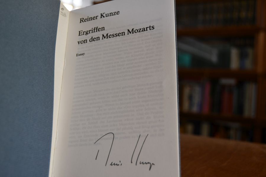 Ergriffen von den Messen Mozarts. Essay.