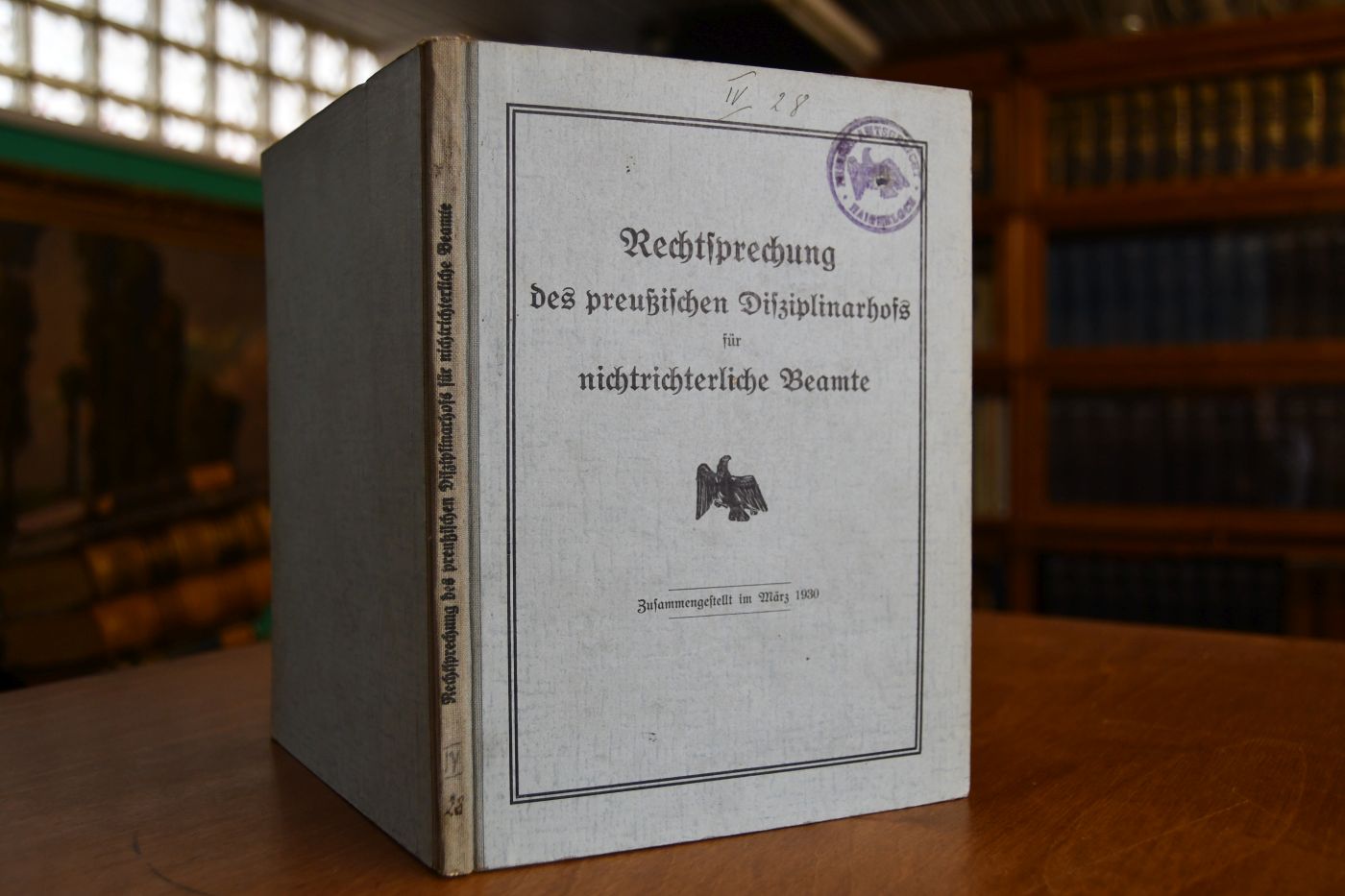 Rechtsprechung des preußischen Disziplinarhofs für nichtrichterliche Beamte.