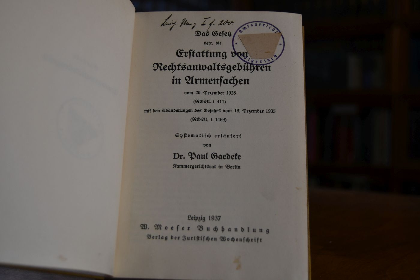 Das Gesetz betr. die Erstattung von Rechtsanwaltsgebühren in Armensachen vom 20. Dezember 1928 (RGBl. I, 411) mit den Abänderungen des Gesetzes vom 13. Dezember 1935 (RGBl. I, 1469). Systematisch erläutert.