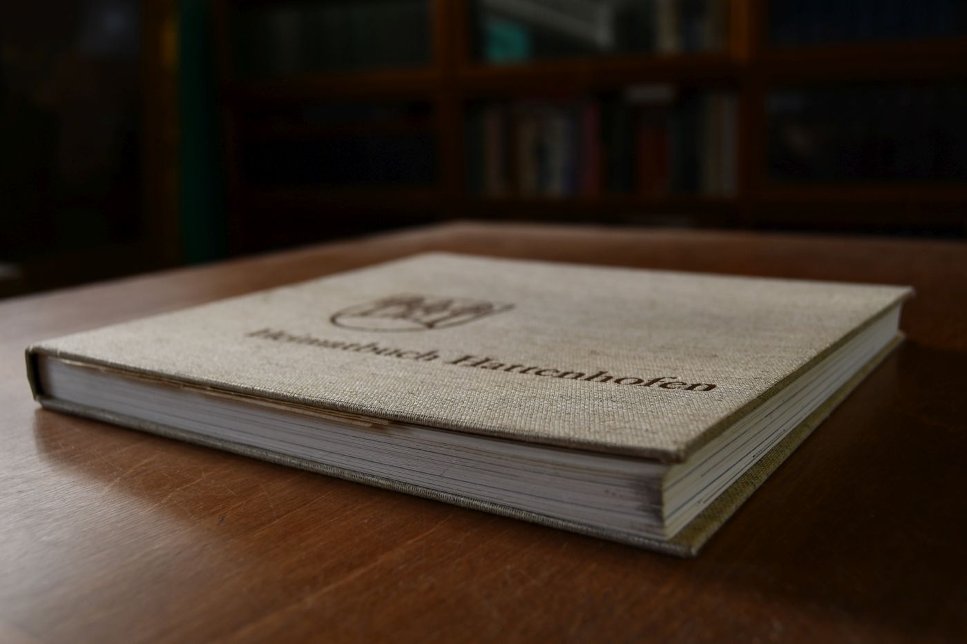 Heimatbuch Hattenhofen. Ein Dorf und seine Bewohner im Wandel der Zeiten.