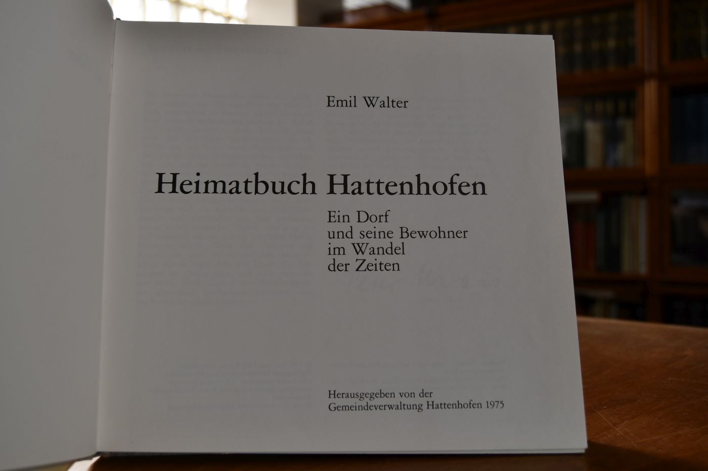 Heimatbuch Hattenhofen. Ein Dorf und seine Bewohner im Wandel der Zeiten.