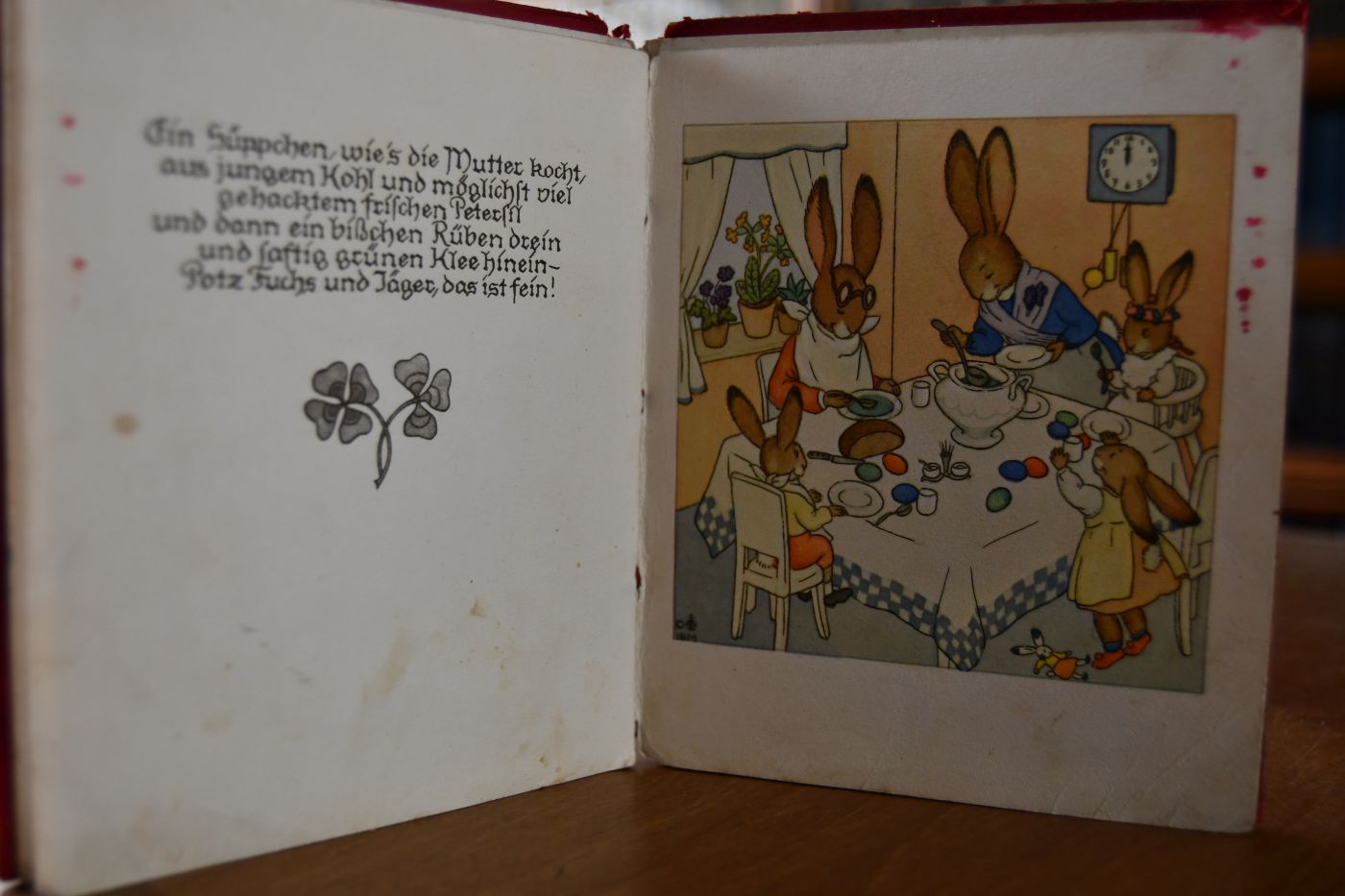 Im Osterhasen Häuschen.