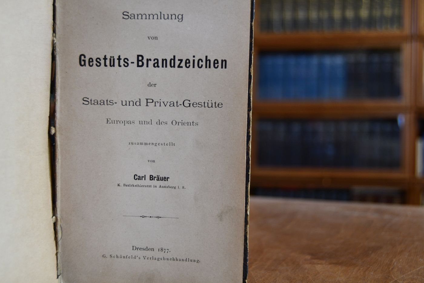 Sammlung von Gestüts-Brandzeichen der Staats- und Privat-Gestüte Europas und des Orients.
