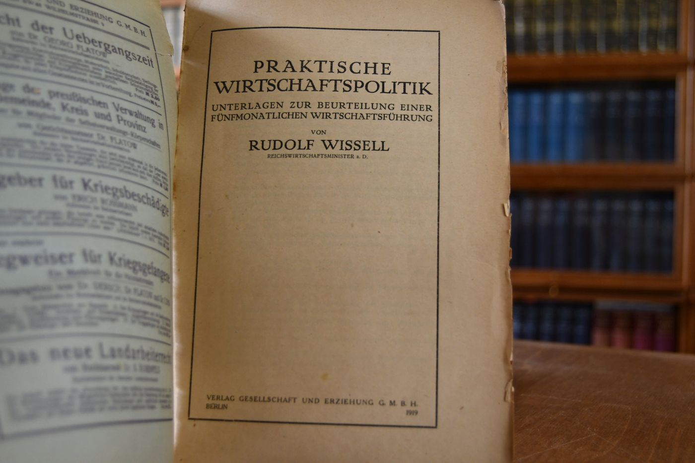 Praktische Wirtschaftspolitik Unterlagenzur Beurteilung einer fünfmonatigen Wirtschaftsführung.