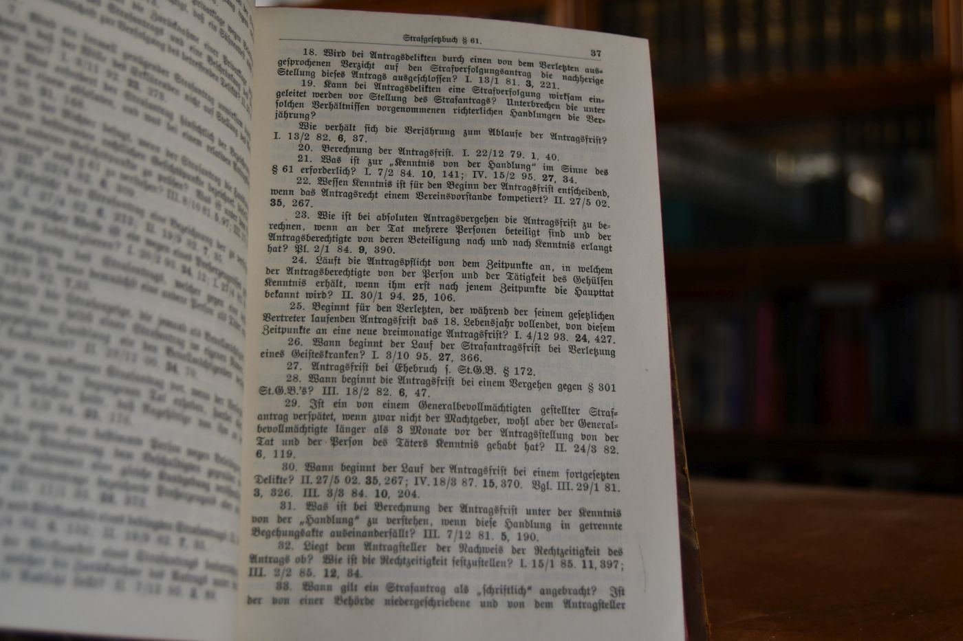 Generalregister zum ersten bis fünfunddreißigsten Bande der von den Mitgliedern des Reichsgerichts und der Reichsanwaltschaft herausgegebenen Entscheidungen des Reichsgerichts in Strafsachen.