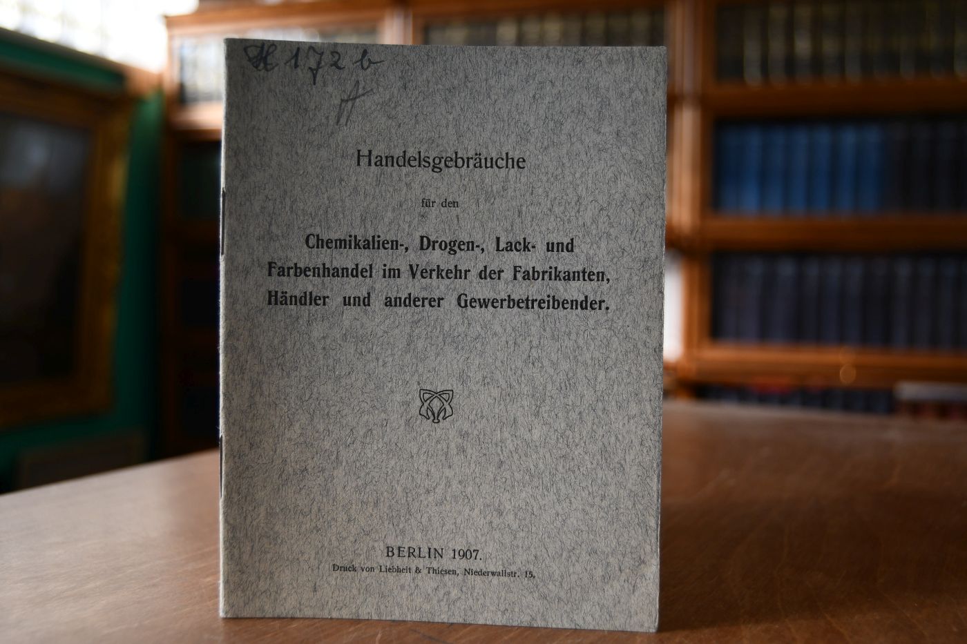 Handelsgebräuch für den Chemikalien-, Drogen-, Lack- und Farbenhandel im Verkehr der Fabrikanten, Händler und anderer Gewerbetreibender.