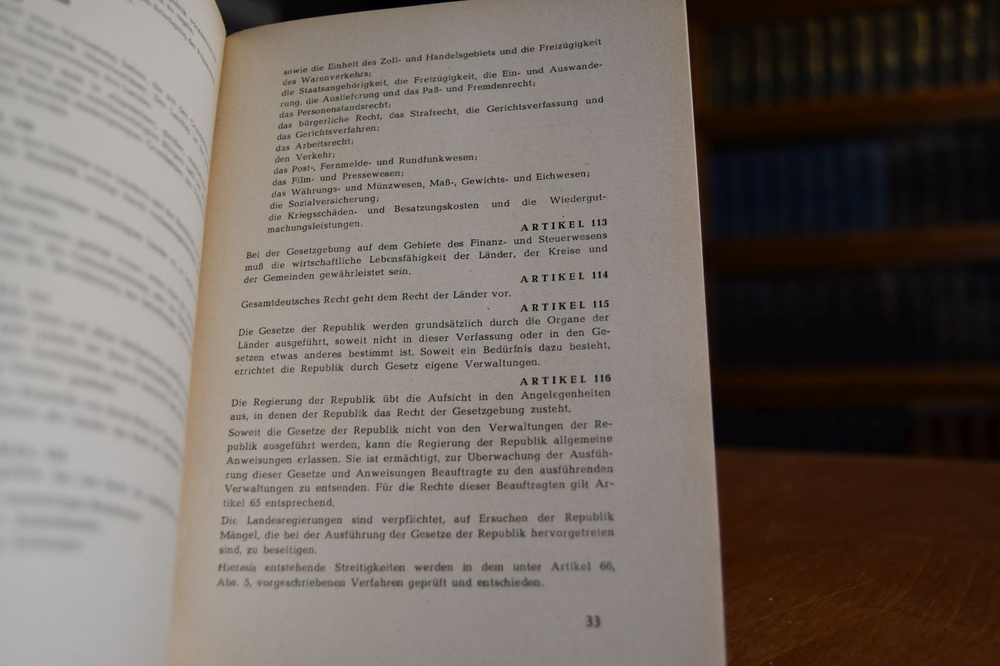 Die Verfassung der Deutschen Demokratischen Republik.