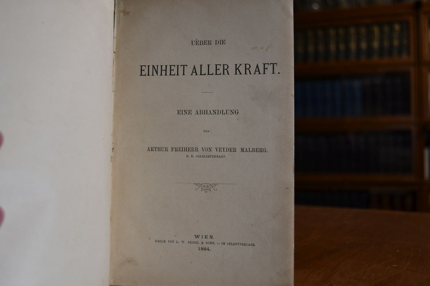 Ueber die Einheit aller Kraft. Eine Abhandlung.
