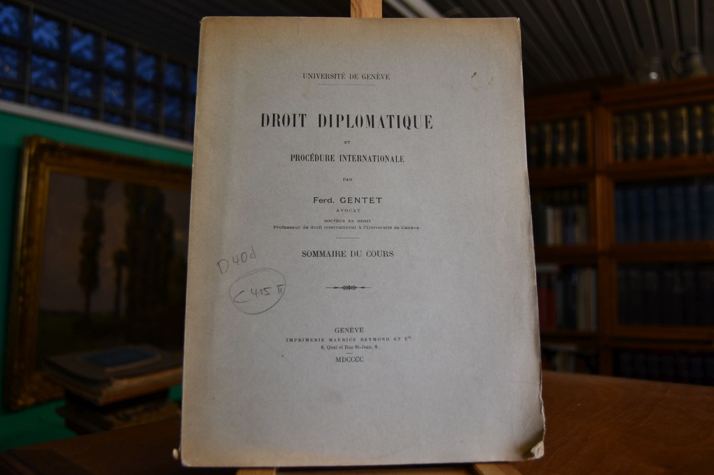 Droit diplomatique et procedure internationale. Sommaire du cours.