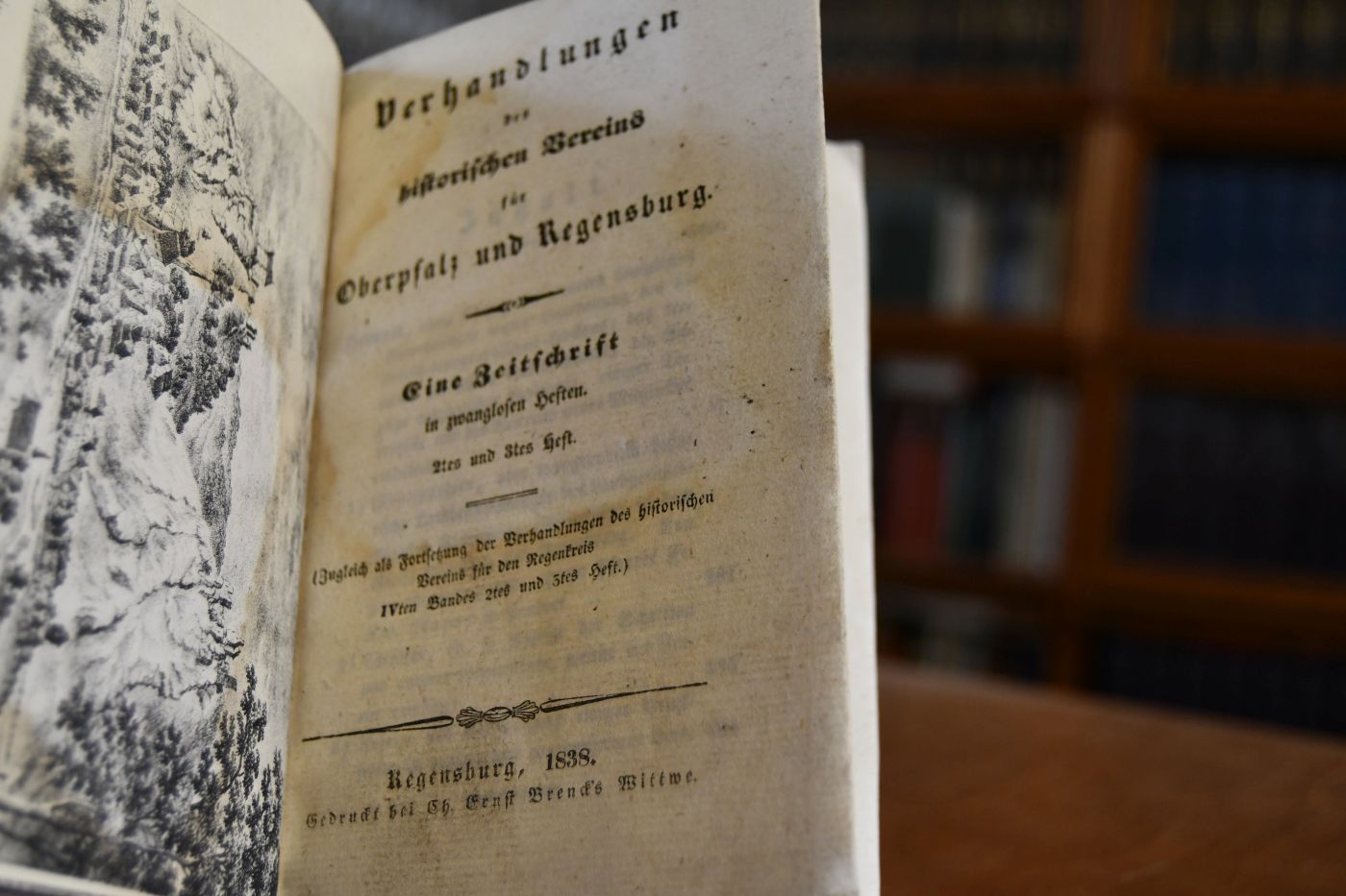 Verhandlungen des historischen Vereins für Oberpfalz und Regensburg. Eine Zeitschrift in zwanglosen Heften. 2. und 3. Heft (Zugleich als Fortsetzung der Verhandlungen des historischen Vereins für den Regenkreis IVten Bandes 2tes und 3tes Heft). Beigebunden Verhandlungen des historischen Vereins der Oberpfalz und von Regensburg. Sechster Band.