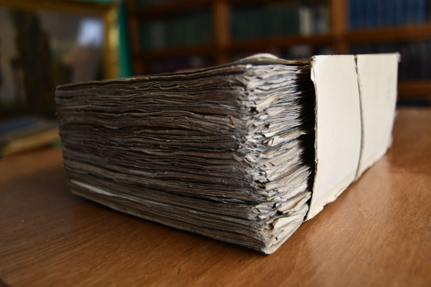 Kostümkunde. Handbuch der Geschichte der Tracht und des Geräthes vom 14. Jahrhundert bis auf die Gegenwart. In z.T. unaufgeschnittenen Einzellieferungen.
