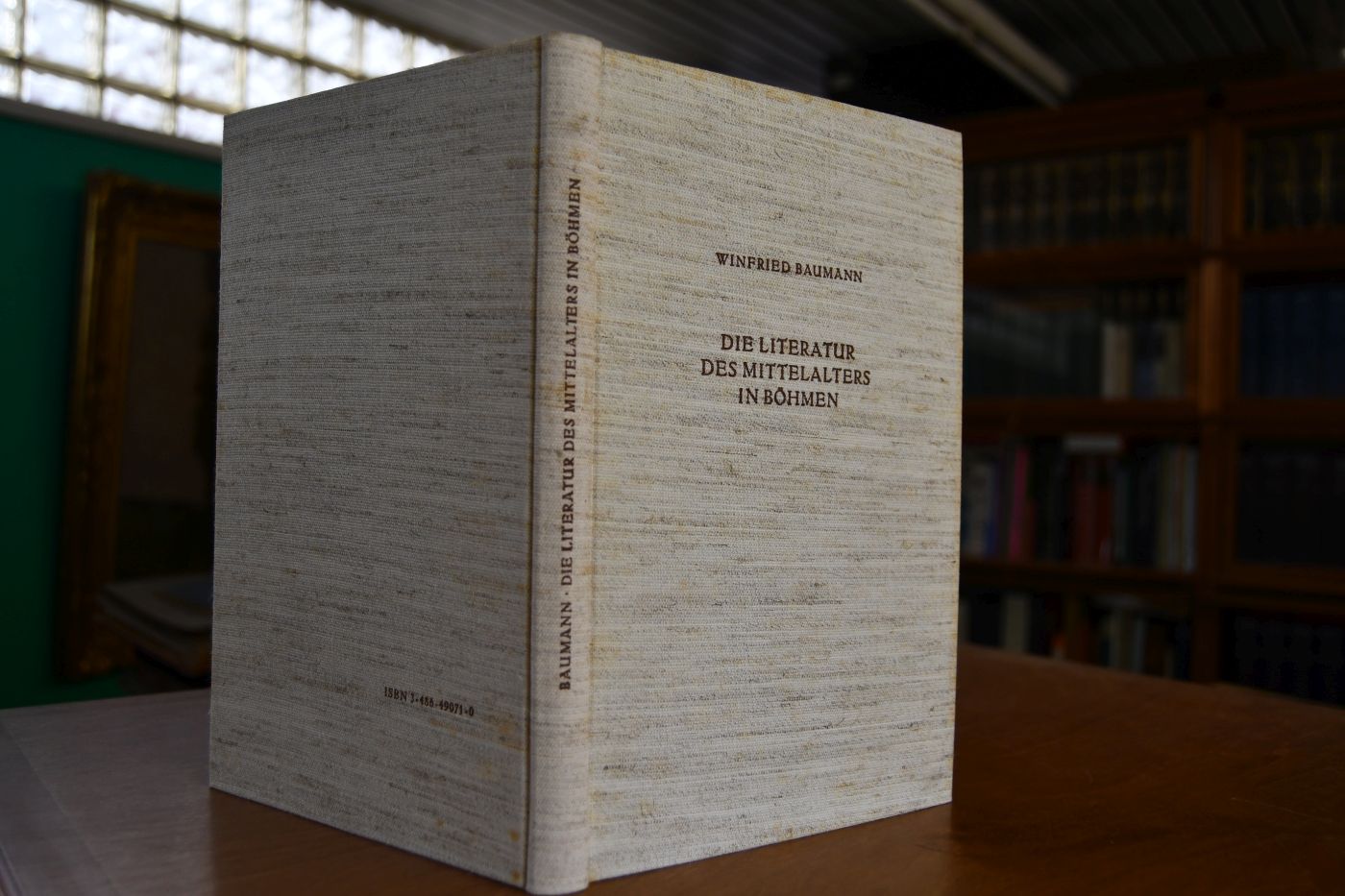Die Literatur des Mittelalters in Böhmen. Deutsch-Lateinisch-Tschechische Literatur vom 10. bis zum 15. Jahrhundert.