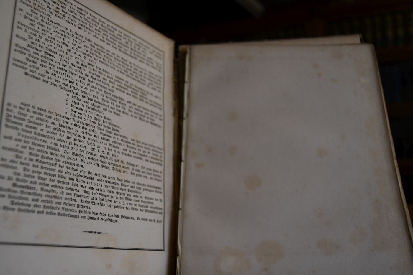 Atlas des gestirnten Himmels. Für Freunde der Astronomie herausgegeben.